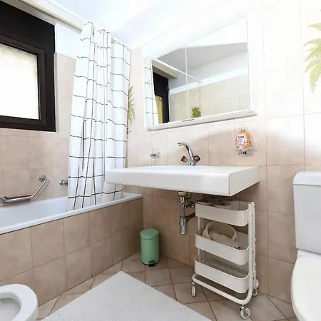 Appartamento Studio By The Maggiore