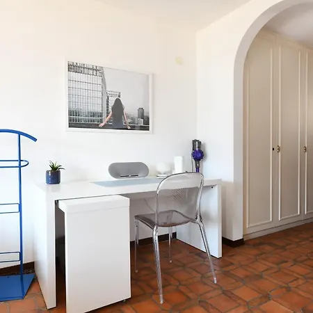 Appartamento Studio By The Maggiore